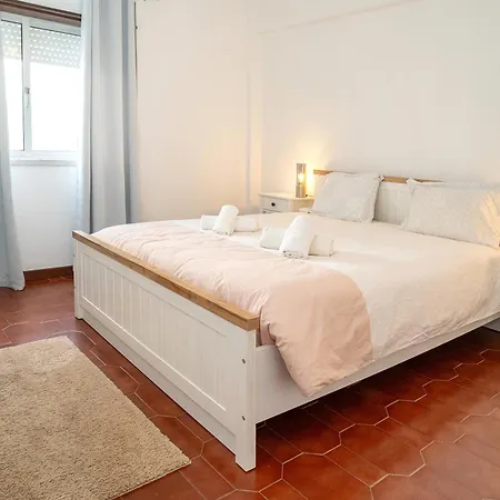 Dolceplace - Near The With Balcony & Sea View Sesimbra