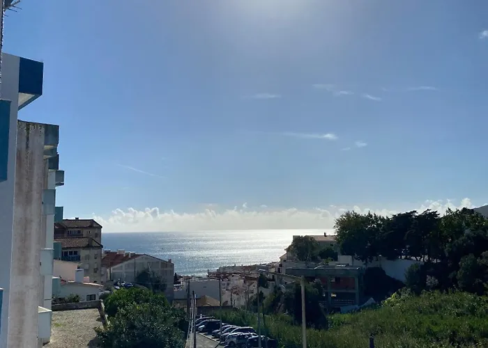 Dolceplace - Near The With Balcony & Sea View * Sesimbra